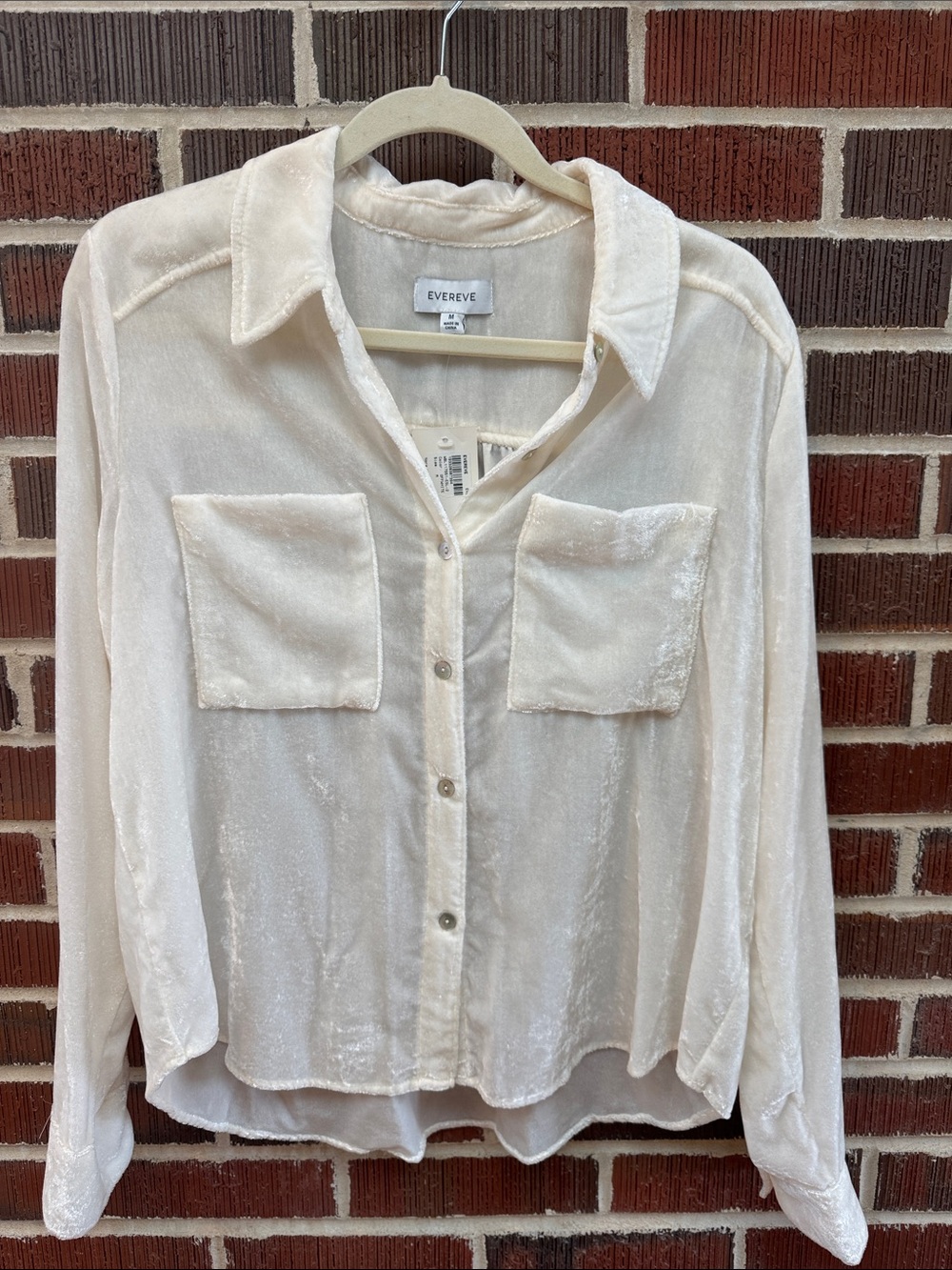 NWT Evereve Nora Velvet Shirt Cream Button-Front Women's Blouse sz M